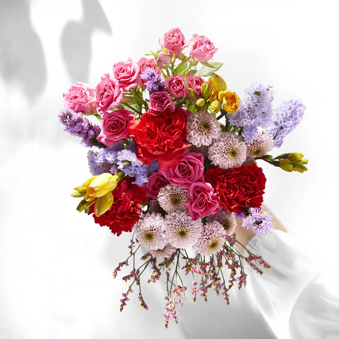 Bloom & Wild Flower Delivery Flowers & Gifts