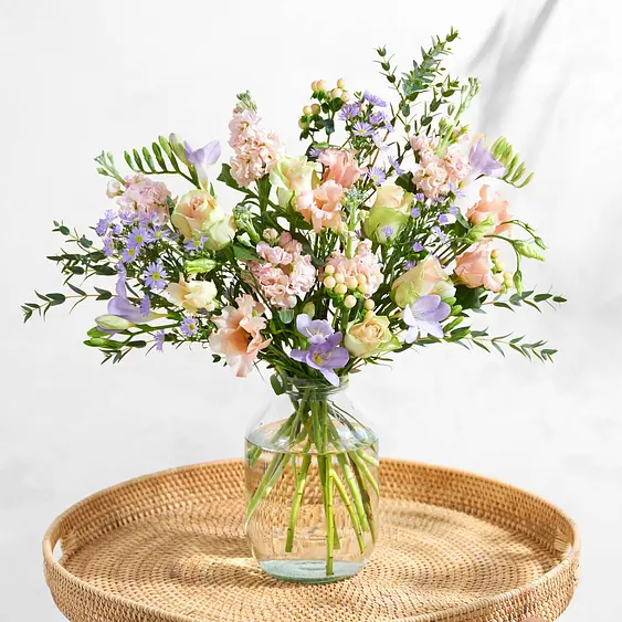 Send Flowers To The Uk From Usa Bloom Wild